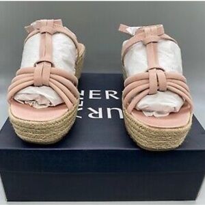 Naturalizer Odina 
Strappy sandals Ross Gingersnap Size. 8 1/2
Width: W